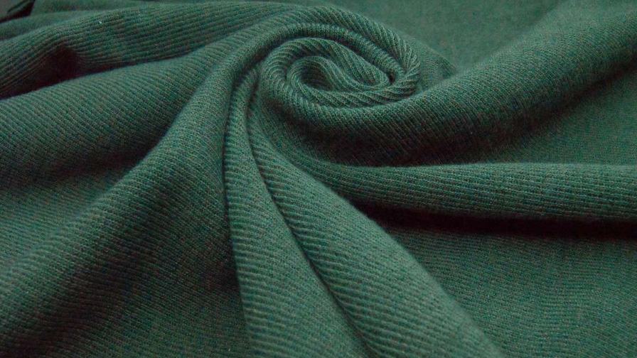 Плотная трикотажная ткань трёхнитка с начёсом